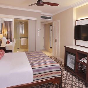 Executive Zimmer mit Kingsize-Bett